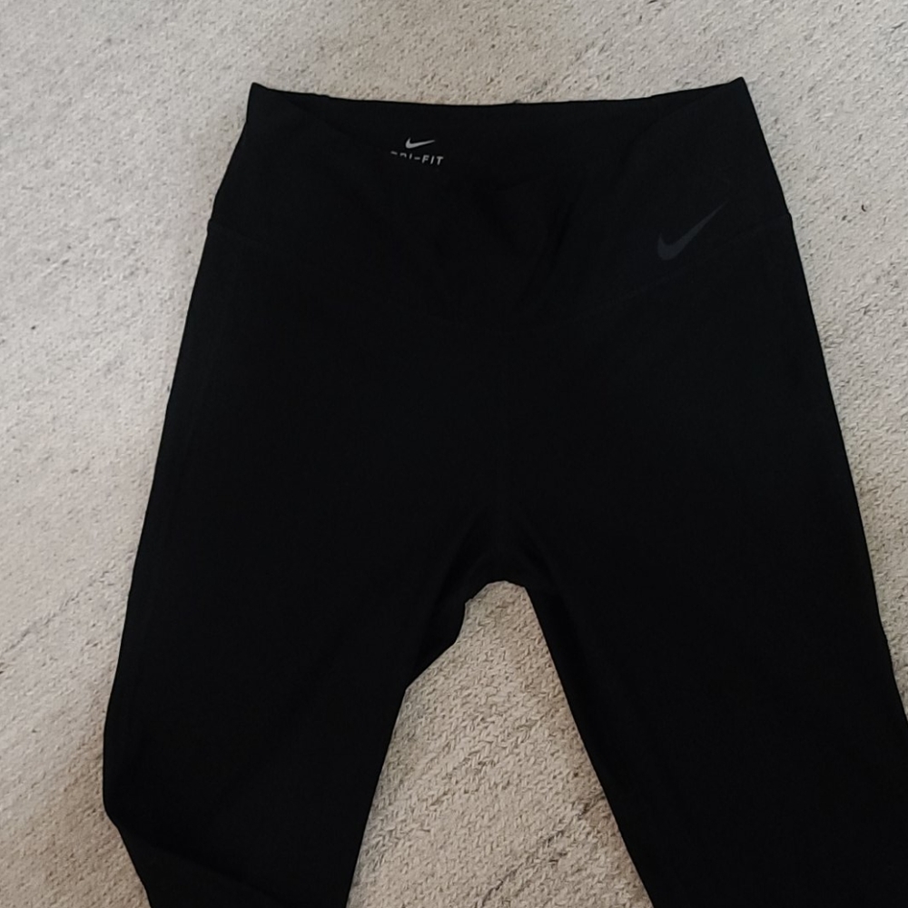 Nike Training Leggings View 2